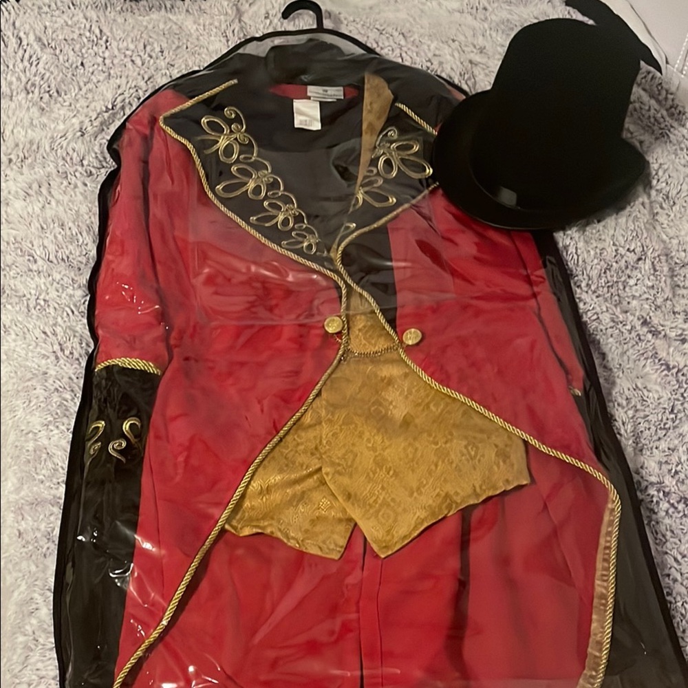Men's Medium Embellished RingMaster Costume with Top Hat!